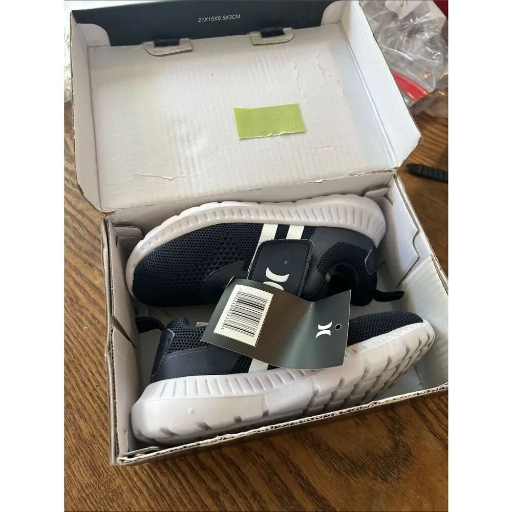 Hurley Deep Navy ⚓️ and White Kids Mesh Hook-and-Loop Sneakers in box 📦